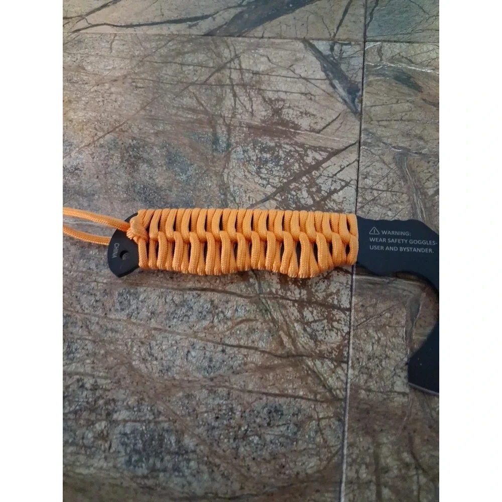 Ultimate Survival Technologies ParaHatchet FS, Orange